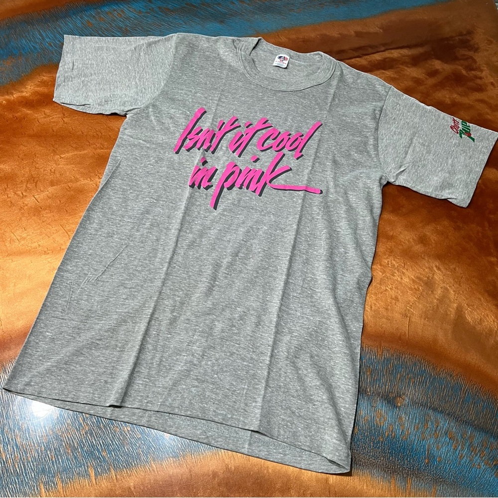Vintage 7Up Cherry Pink graphic Single stitch T-Shirt large USA 90s